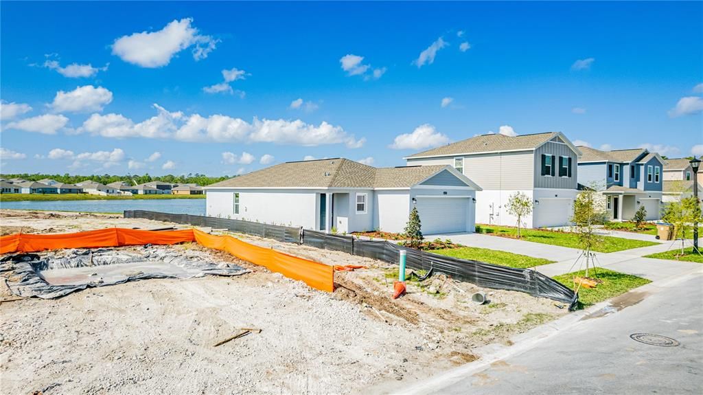 В аренду: $2,000 (3 спален, 2 ванн, 1429 Квадратных фут)