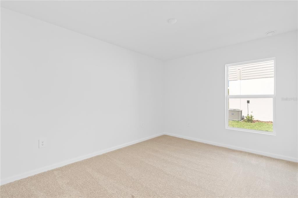 В аренду: $2,000 (3 спален, 2 ванн, 1429 Квадратных фут)