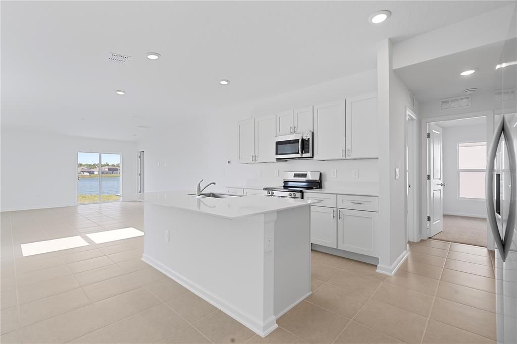 В аренду: $2,000 (3 спален, 2 ванн, 1429 Квадратных фут)