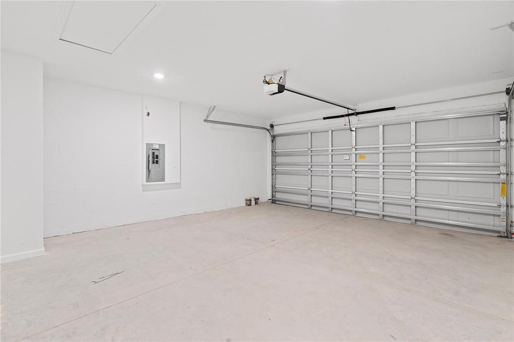 В аренду: $2,000 (3 спален, 2 ванн, 1429 Квадратных фут)