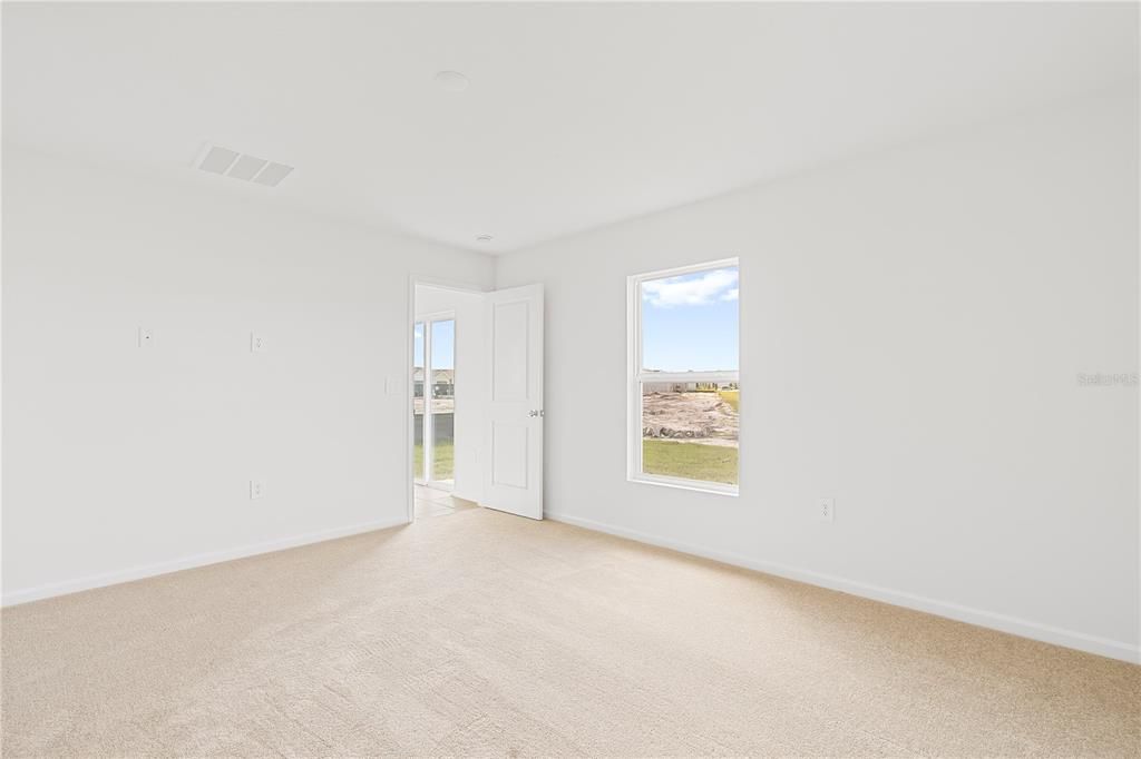 В аренду: $2,000 (3 спален, 2 ванн, 1429 Квадратных фут)