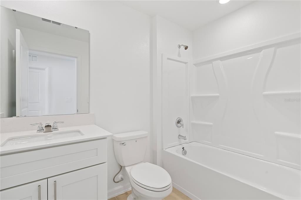 В аренду: $2,000 (3 спален, 2 ванн, 1429 Квадратных фут)