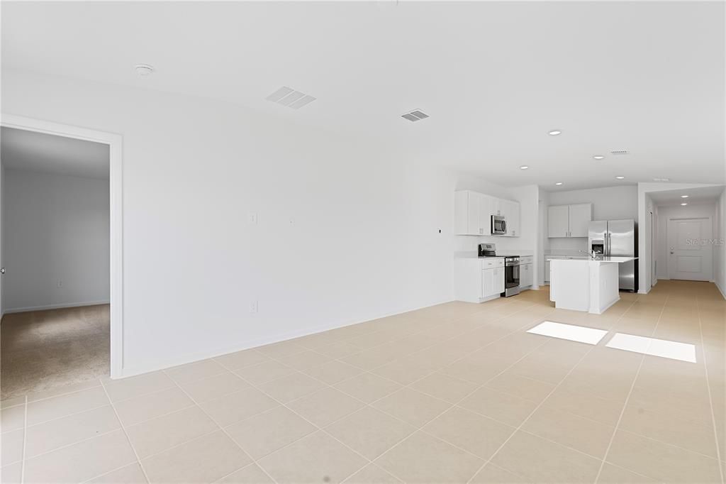 В аренду: $2,000 (3 спален, 2 ванн, 1429 Квадратных фут)