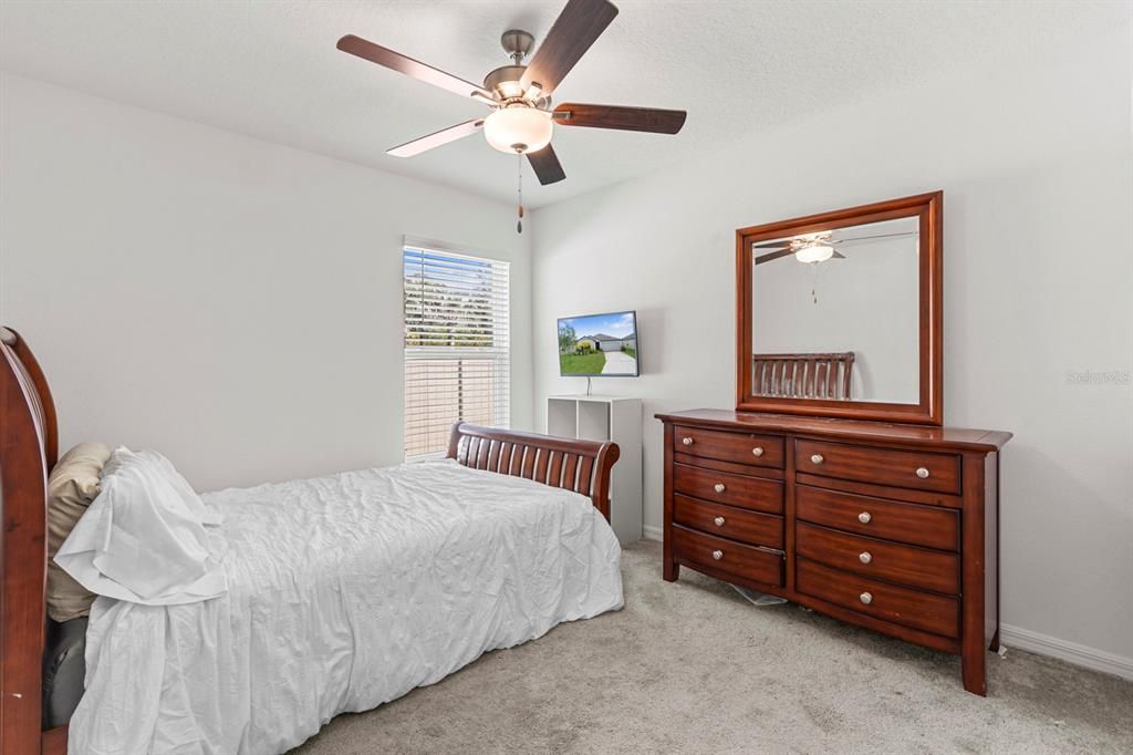 For Sale: $359,900 (4 beds, 2 baths, 1935 Square Feet)