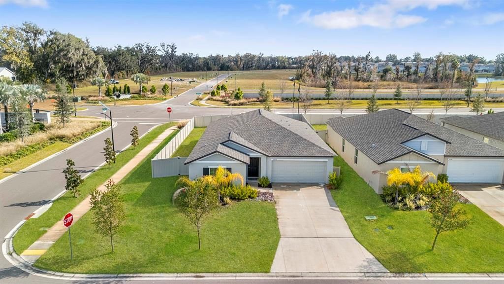 For Sale: $359,900 (4 beds, 2 baths, 1935 Square Feet)