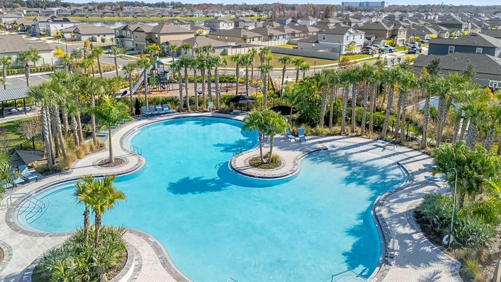 For Sale: $359,900 (4 beds, 2 baths, 1935 Square Feet)