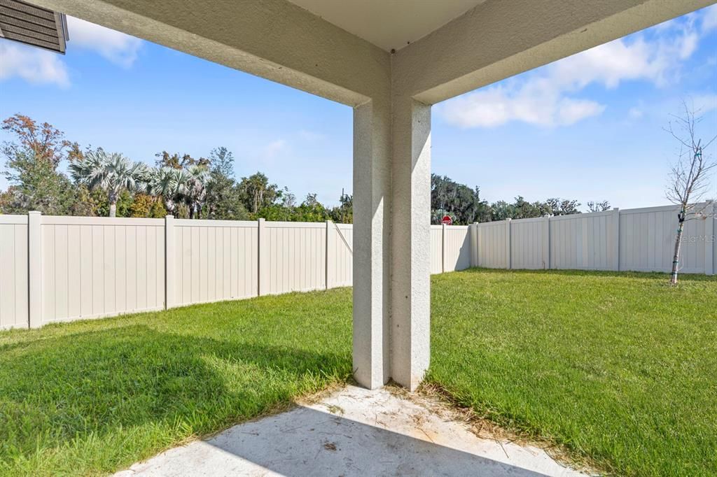 For Sale: $359,900 (4 beds, 2 baths, 1935 Square Feet)