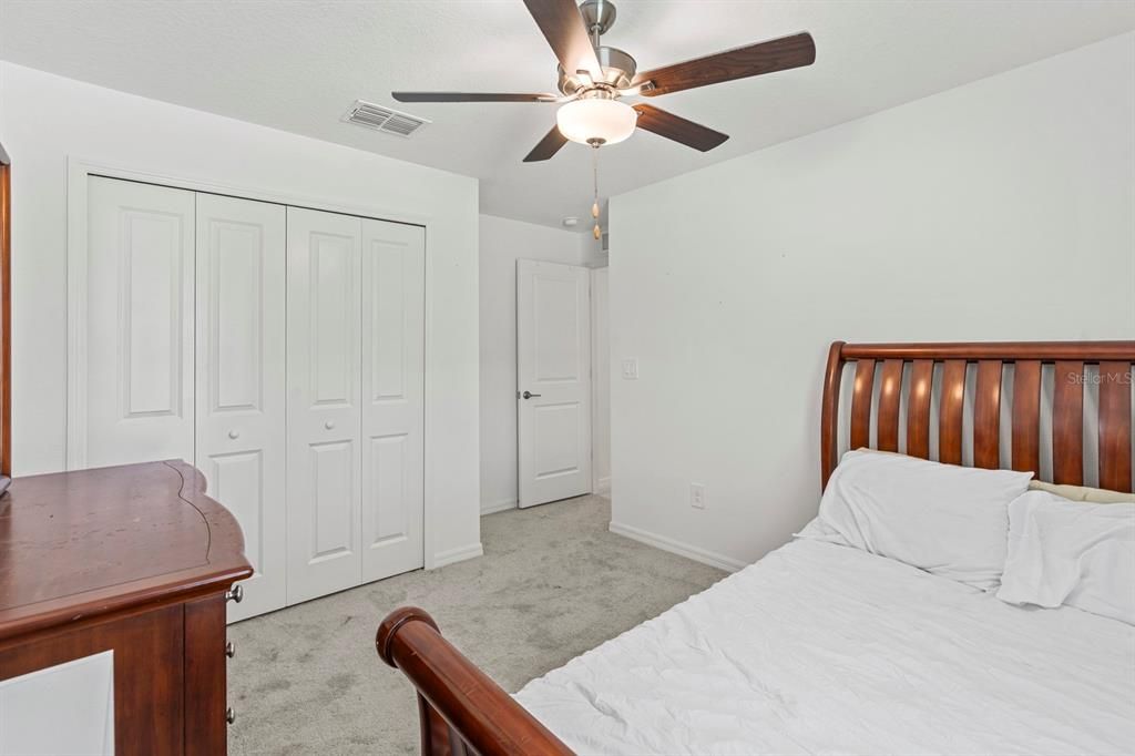 For Sale: $359,900 (4 beds, 2 baths, 1935 Square Feet)