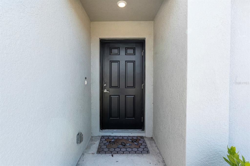 For Sale: $359,900 (4 beds, 2 baths, 1935 Square Feet)