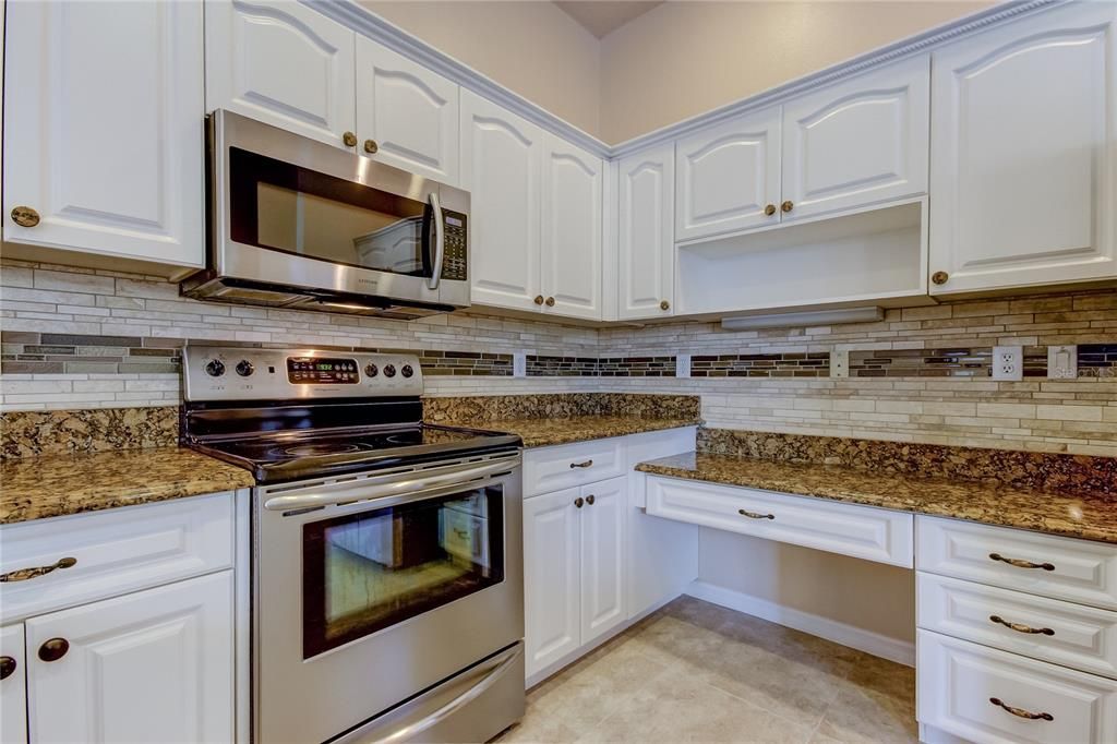 В аренду: $4,000 (4 спален, 3 ванн, 2154 Квадратных фут)