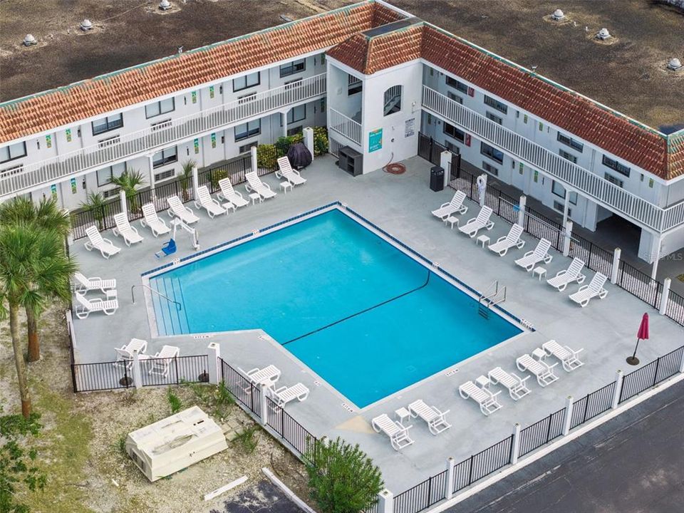 待售: $65,000 (1 贝兹, 1 浴室, 231 平方英尺)