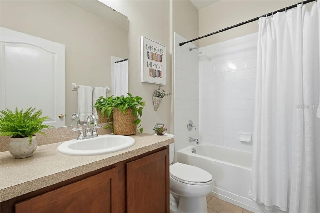 待售: $444,500 (4 贝兹, 3 浴室, 1839 平方英尺)