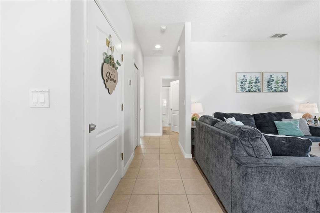 待售: $444,500 (4 贝兹, 3 浴室, 1839 平方英尺)