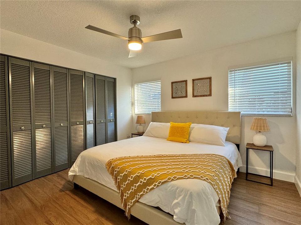 出租: $8,500 (3 贝兹, 3 浴室, 1937 平方英尺)