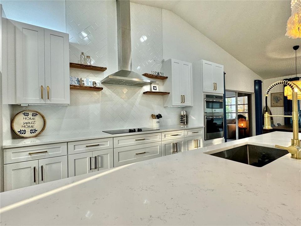 出租: $8,500 (3 贝兹, 3 浴室, 1937 平方英尺)