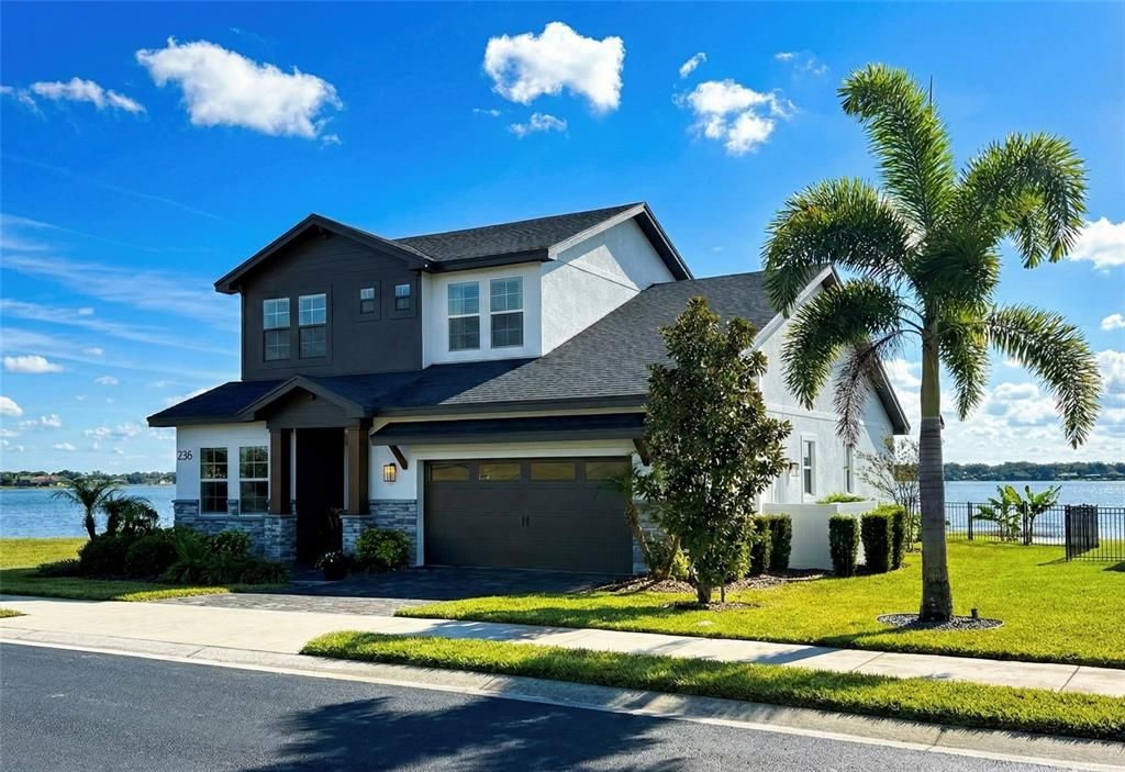 For Sale: $755,000 (4 beds, 2 baths, 2655 Square Feet)