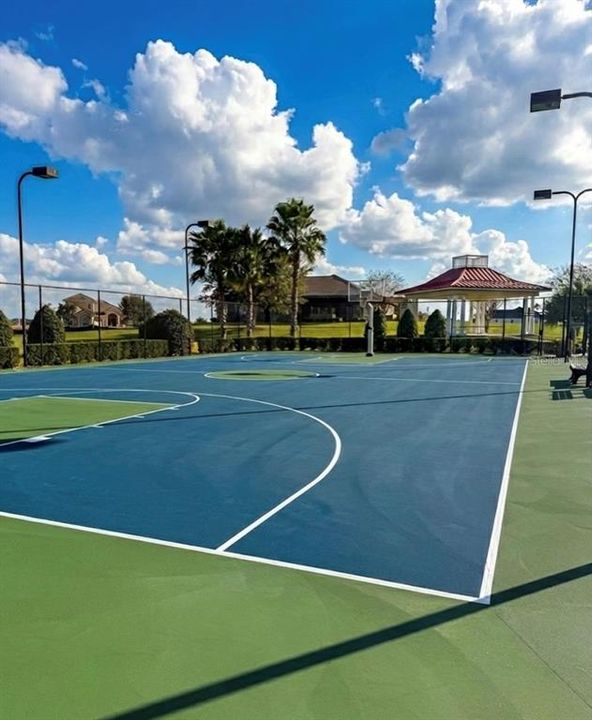 For Sale: $755,000 (4 beds, 2 baths, 2655 Square Feet)