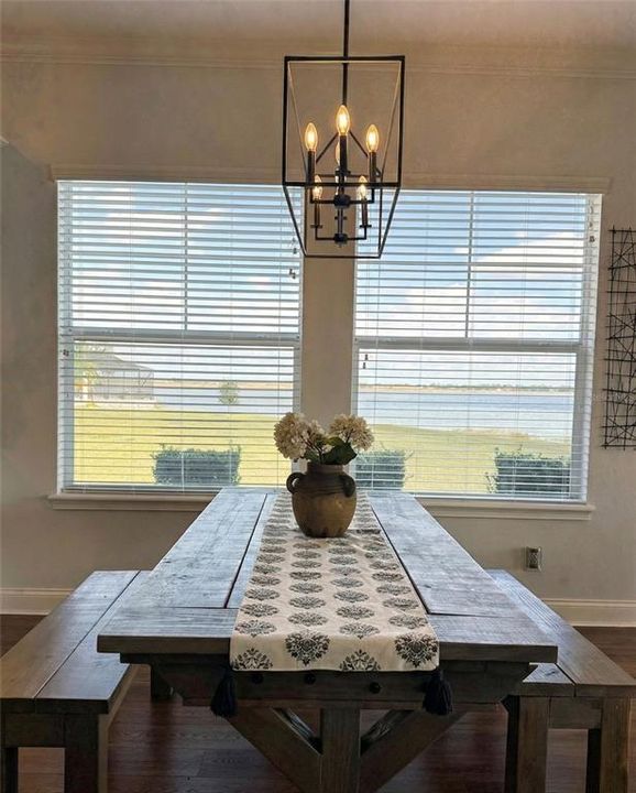 For Sale: $755,000 (4 beds, 2 baths, 2655 Square Feet)