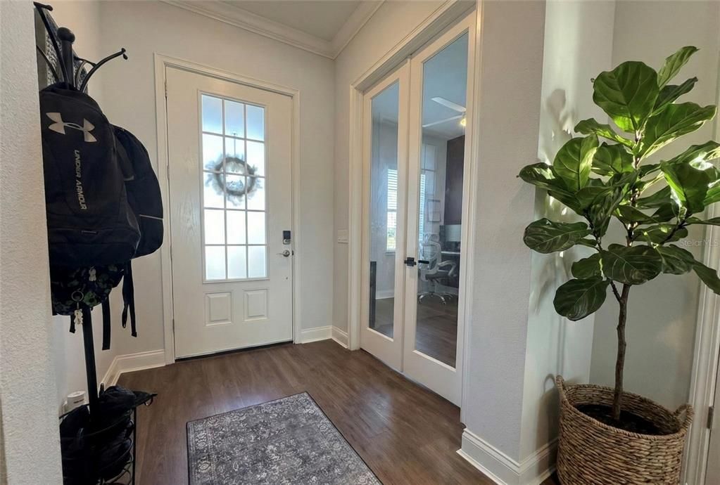 For Sale: $755,000 (4 beds, 2 baths, 2655 Square Feet)