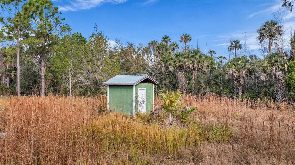 На продажу: $284,000 (5.48 acres)