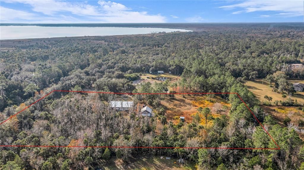 На продажу: $284,000 (5.48 acres)