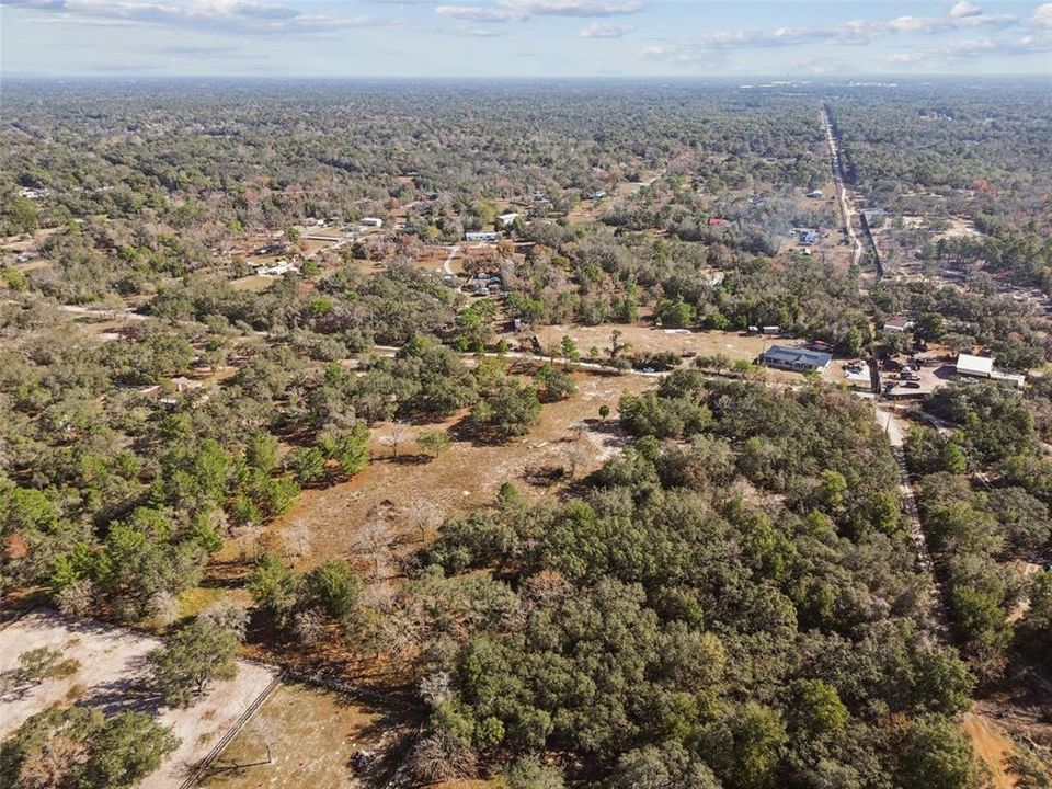 待售: $340,000 (5.07 acres)