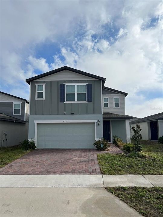 For Sale: $374,000 (4 beds, 3 baths, 2440 Square Feet)