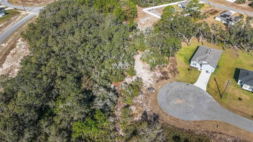 Activo con contrato: $49,000 (0.61 acres)