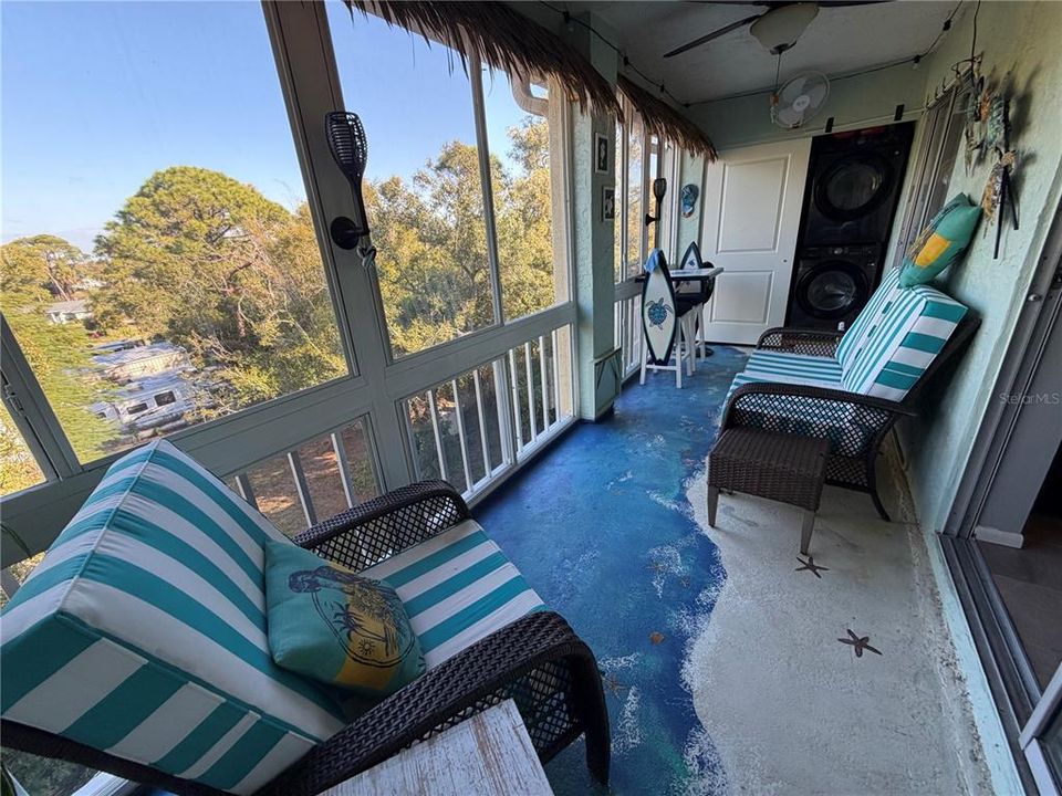 出租: $1,550 (2 贝兹, 1 浴室, 912 平方英尺)