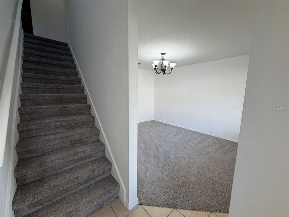 出租: $2,450 (4 贝兹, 3 浴室, 2059 平方英尺)