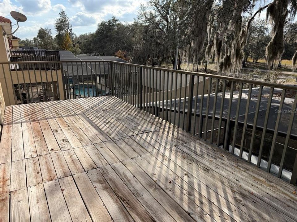 出租: $2,450 (4 贝兹, 3 浴室, 2059 平方英尺)