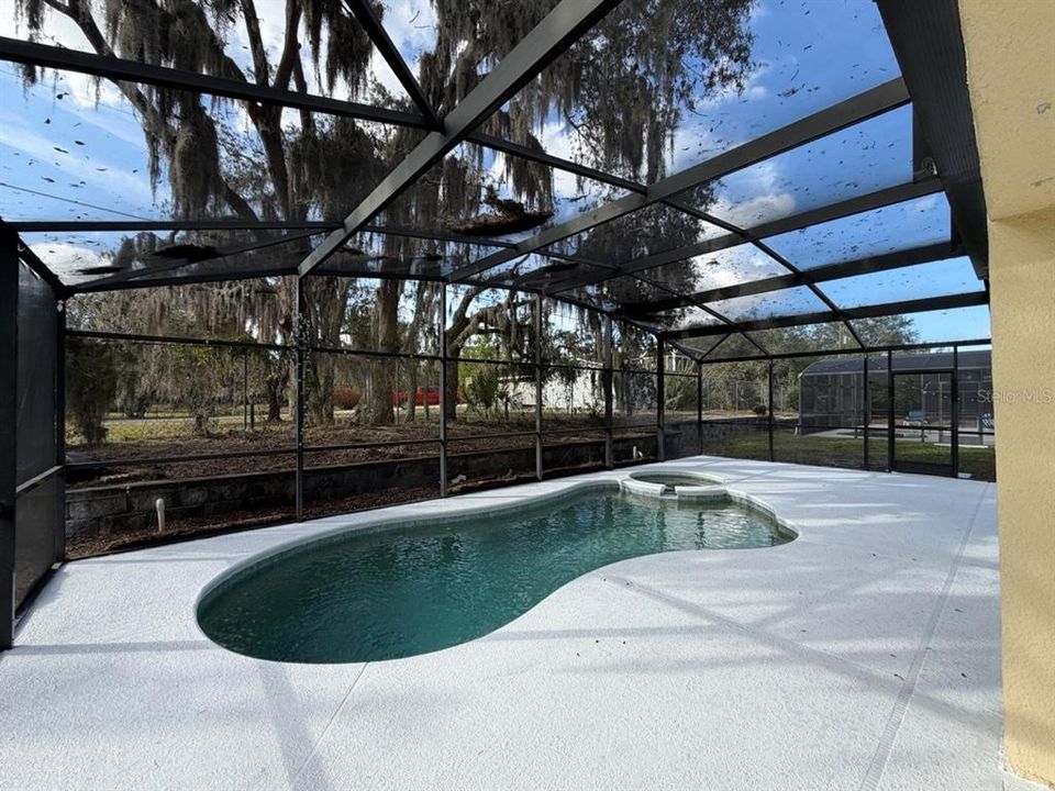 出租: $2,450 (4 贝兹, 3 浴室, 2059 平方英尺)