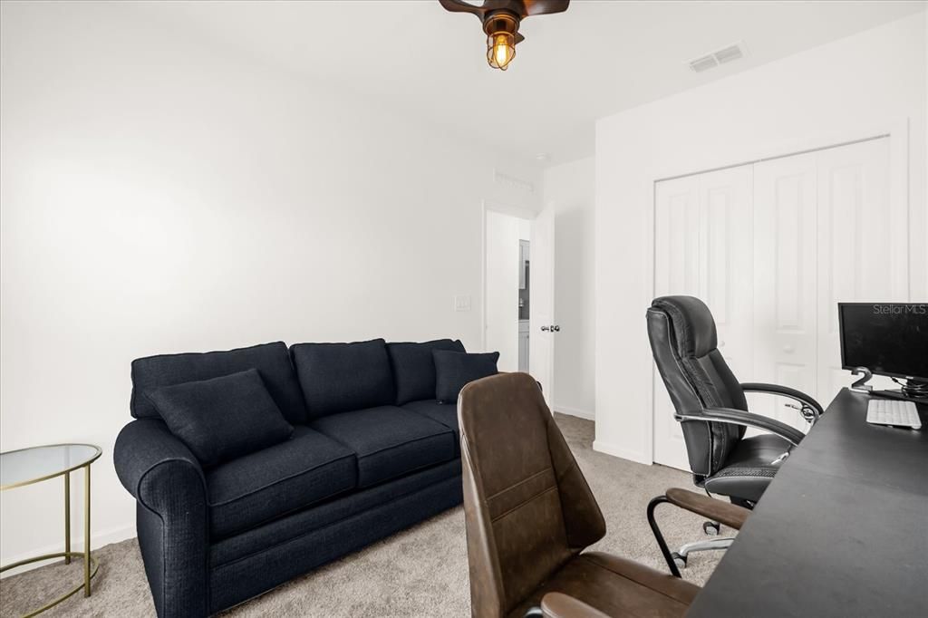 待售: $299,900 (3 贝兹, 2 浴室, 1444 平方英尺)