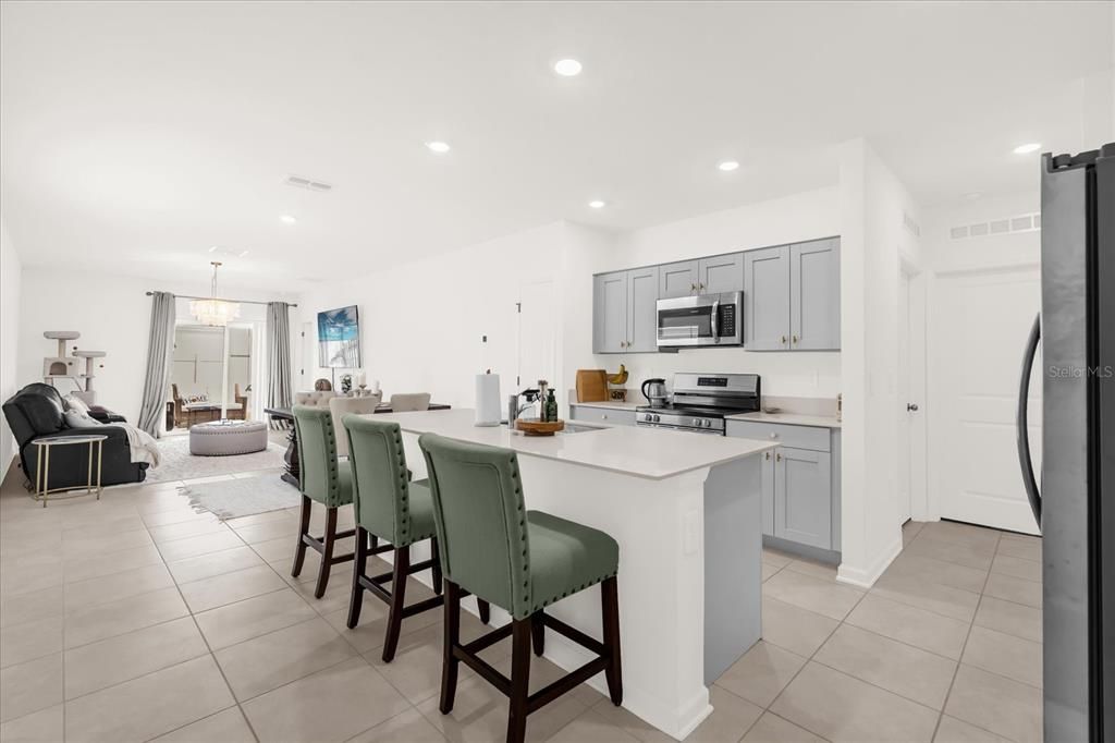 待售: $299,900 (3 贝兹, 2 浴室, 1444 平方英尺)