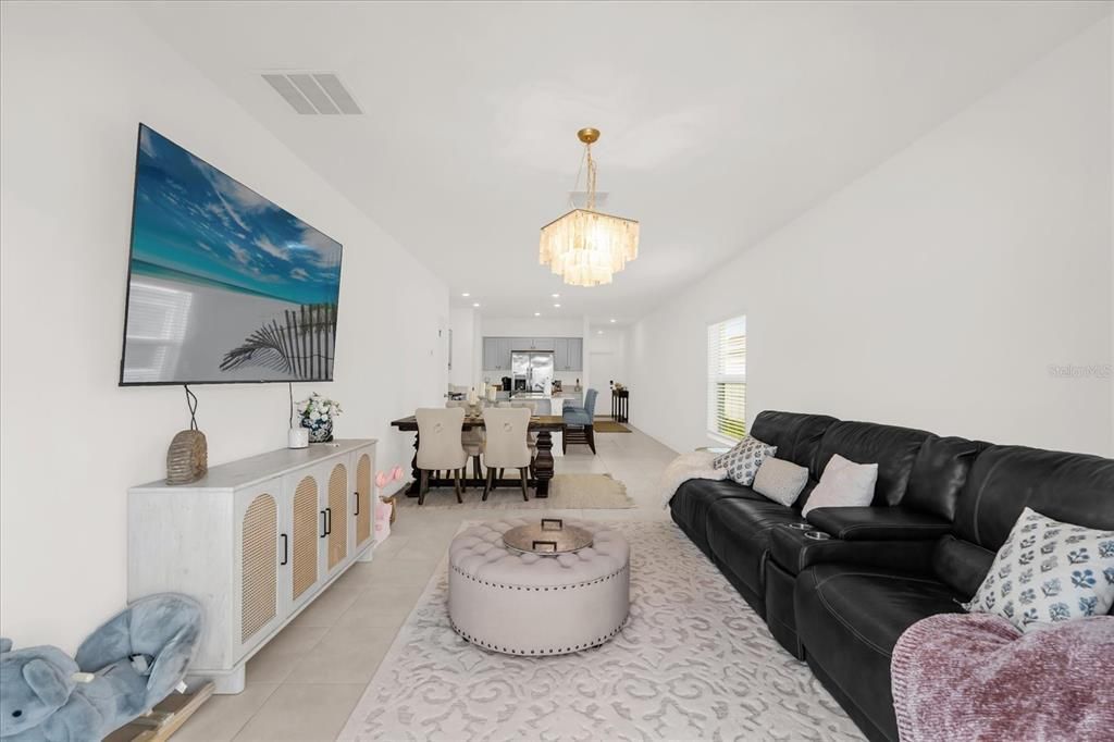 待售: $299,900 (3 贝兹, 2 浴室, 1444 平方英尺)