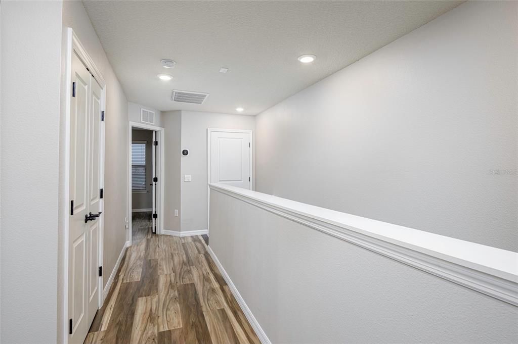 For Sale: $350,000 (3 beds, 2 baths, 1617 Square Feet)