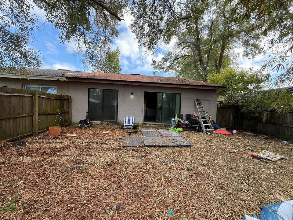 For Sale: $210,000 (3 beds, 2 baths, 1386 Square Feet)