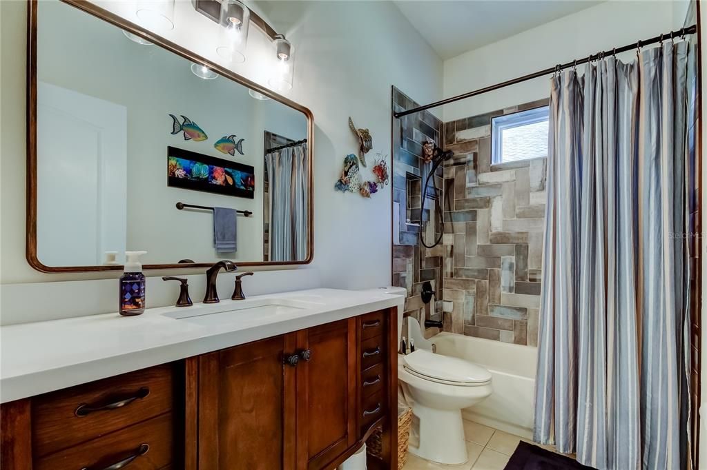 En Venta: $530,000 (3 camas, 2 baños, 1439 Pies cuadrados)