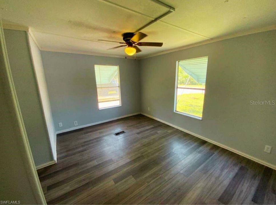 待售: $195,000 (3 贝兹, 2 浴室, 960 平方英尺)