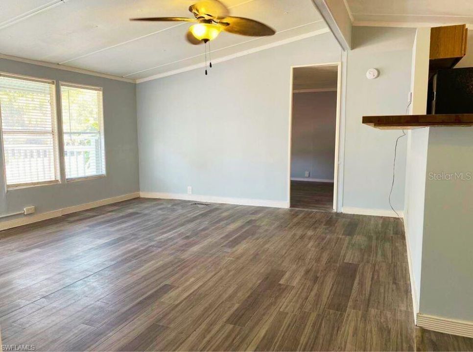 待售: $195,000 (3 贝兹, 2 浴室, 960 平方英尺)