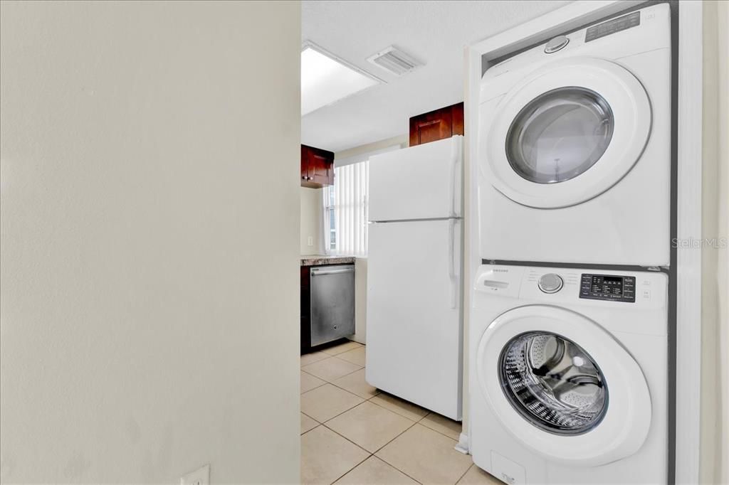 En Renta: $1,750 (3 camas, 2 baños, 1298 Pies cuadrados)