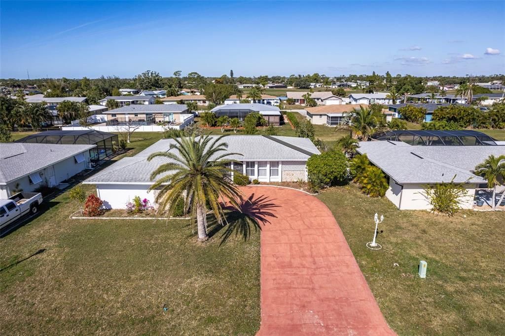 For Sale: $199,900 (3 beds, 2 baths, 1694 Square Feet)