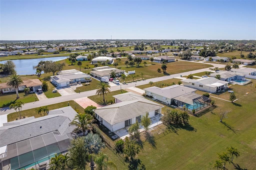 For Sale: $199,900 (3 beds, 2 baths, 1694 Square Feet)