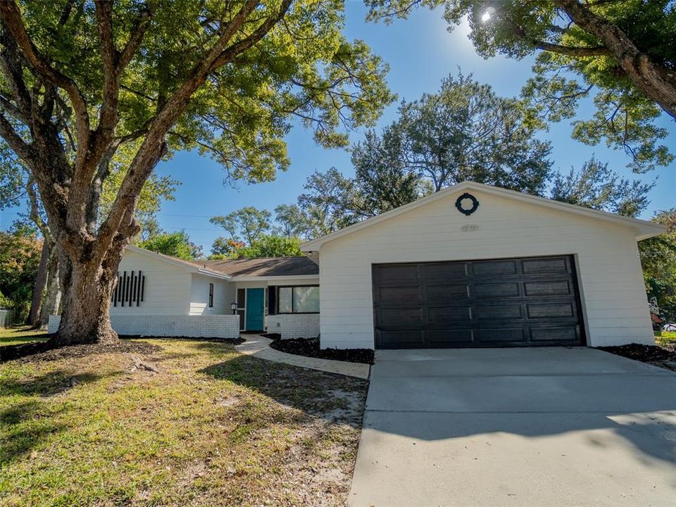 На продажу: $445,000 (5 спален, 2 ванн, 1849 Квадратных фут)