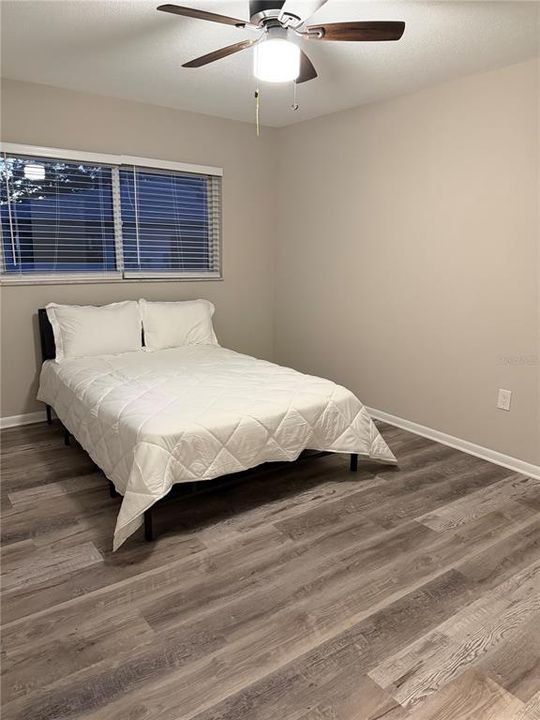 На продажу: $445,000 (5 спален, 2 ванн, 1849 Квадратных фут)