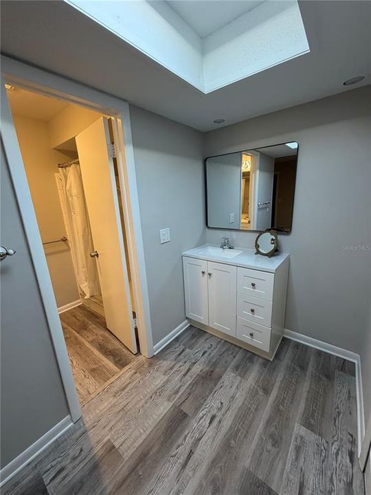 На продажу: $445,000 (5 спален, 2 ванн, 1849 Квадратных фут)