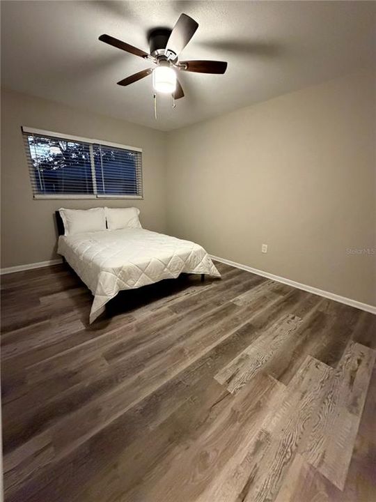 На продажу: $445,000 (5 спален, 2 ванн, 1849 Квадратных фут)