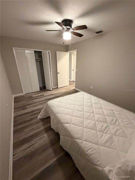 На продажу: $445,000 (5 спален, 2 ванн, 1849 Квадратных фут)