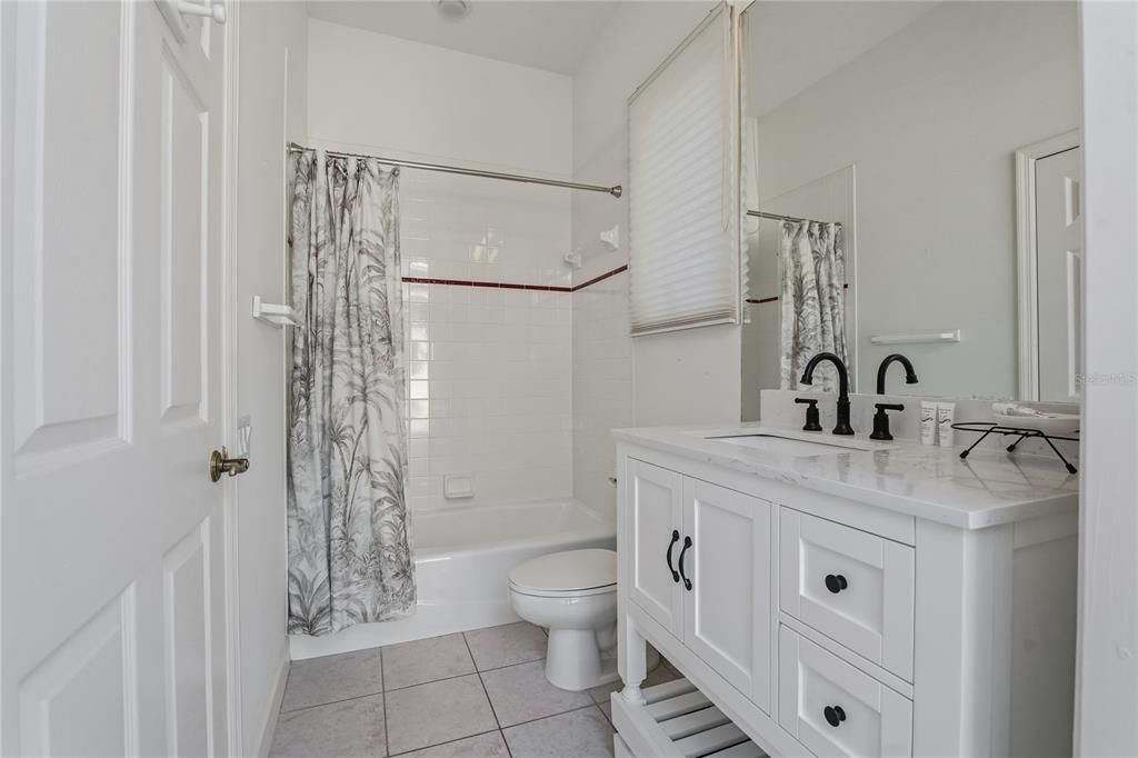 For Rent: $3,495 (3 beds, 3 baths, 2089 Square Feet)