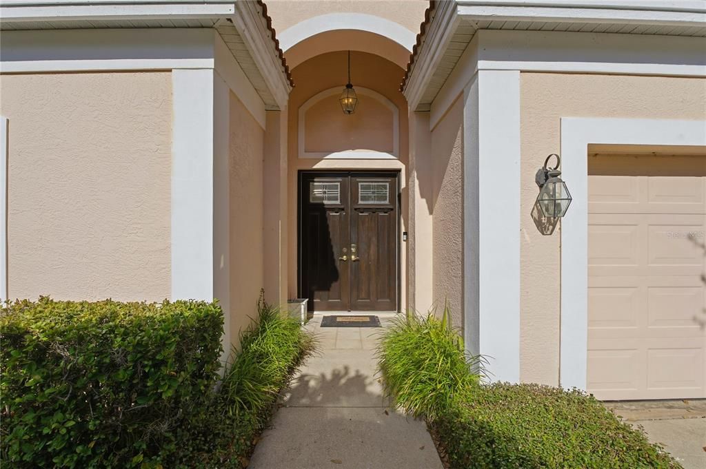 For Rent: $3,495 (3 beds, 3 baths, 2089 Square Feet)